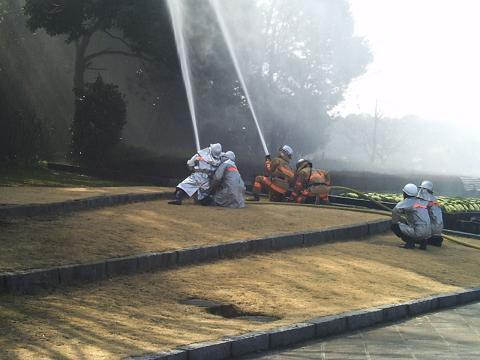 �����̗l�q (�摜�T�C�Y: 480�~360 26kB)